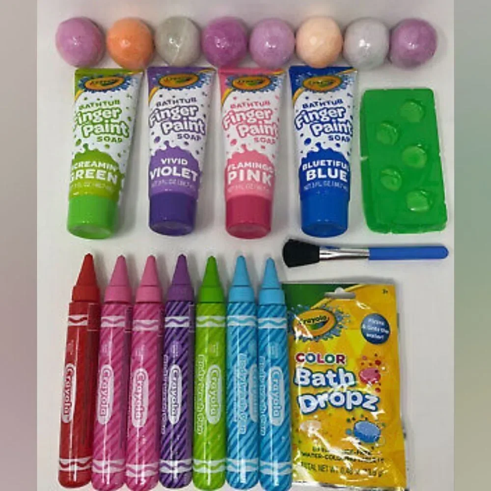 Crayola Bath Activity Bucket, Variety Pack, 30 Count Perfect for Easter!